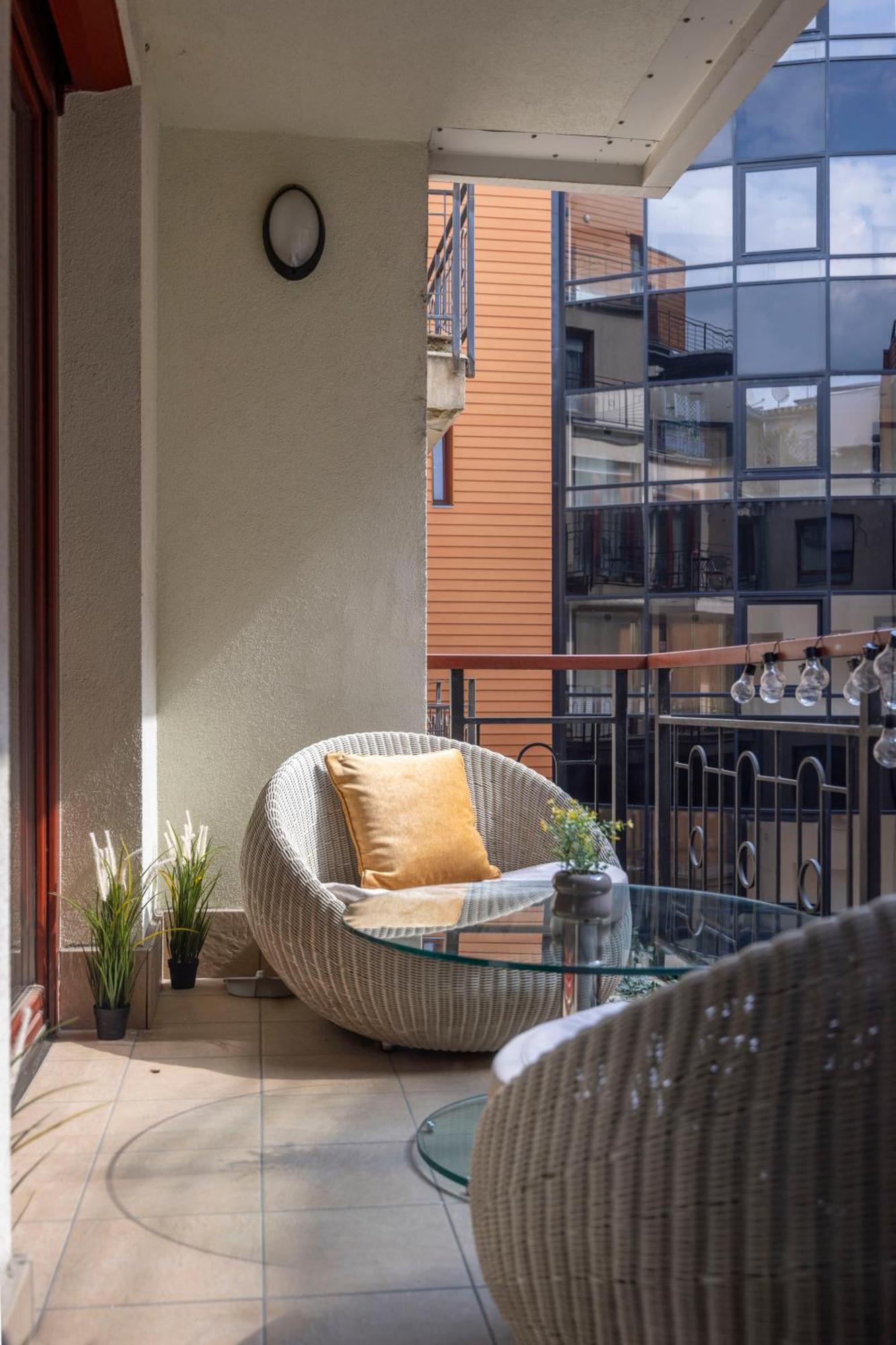 Exclusive Central Suite With Balcony By Prestige Homes Budapest Extérieur photo